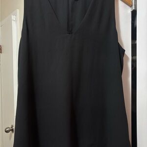 Babaton Black V-Neck Sleeveless Blouse - small